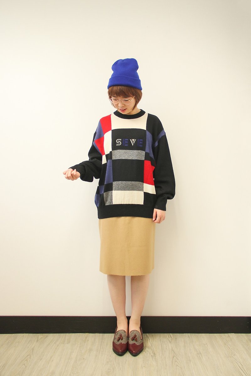 Vintage sweater / retro modern style pullovers - สเวตเตอร์ผู้หญิง - ขนแกะ สีดำ