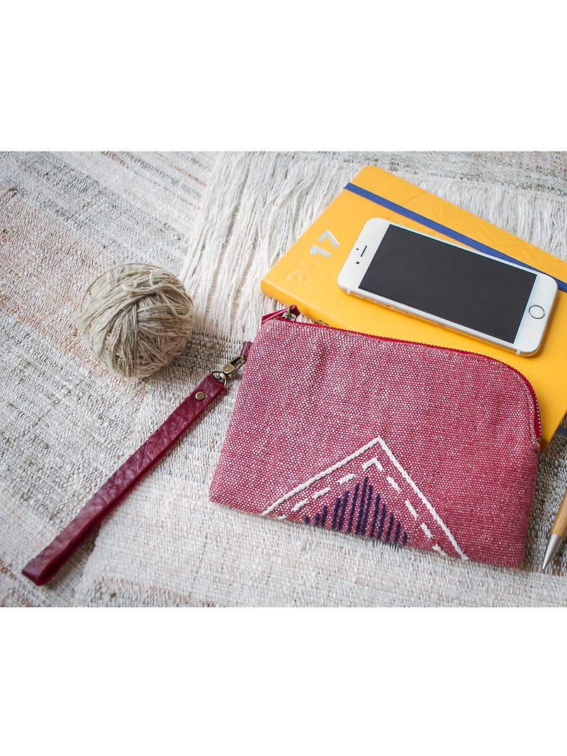 Hand Woven Cotton with Hand Embroidery Wristlet ( Red color ) - 銀包 - 棉．麻 紅色