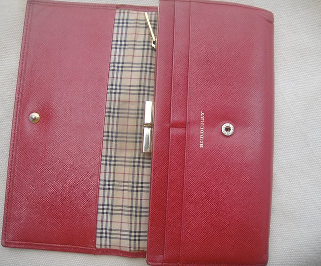OLD-TIME] Early second-hand old bag BURBERRY long wallet - Shop OLD-TIME  Vintage & Classic & Deco Wallets - Pinkoi