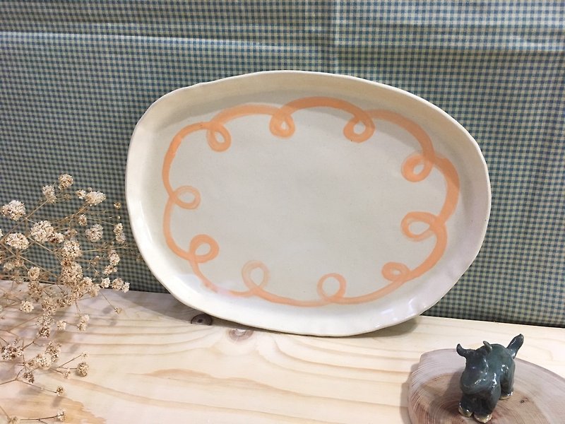 手描きの陶器プレートコイル - 小皿 - 陶器 オレンジ