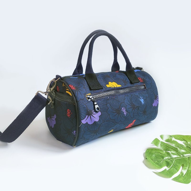 防潑水 圓筒包 手提旅行包 斜背包 -浪花朵朵 深藍色 小紅帽 - 手提包/手提袋 - 棉．麻 藍色