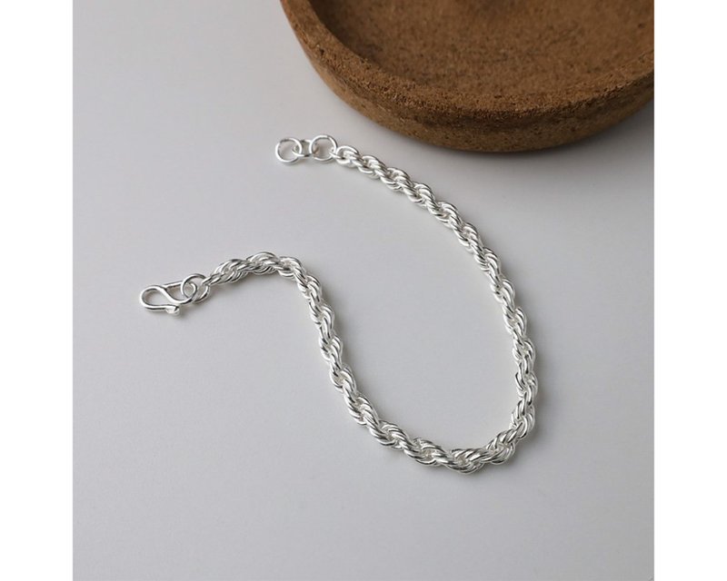 I twist I 925 sterling silver bracelet - สร้อยข้อมือ - เงินแท้ สีเงิน