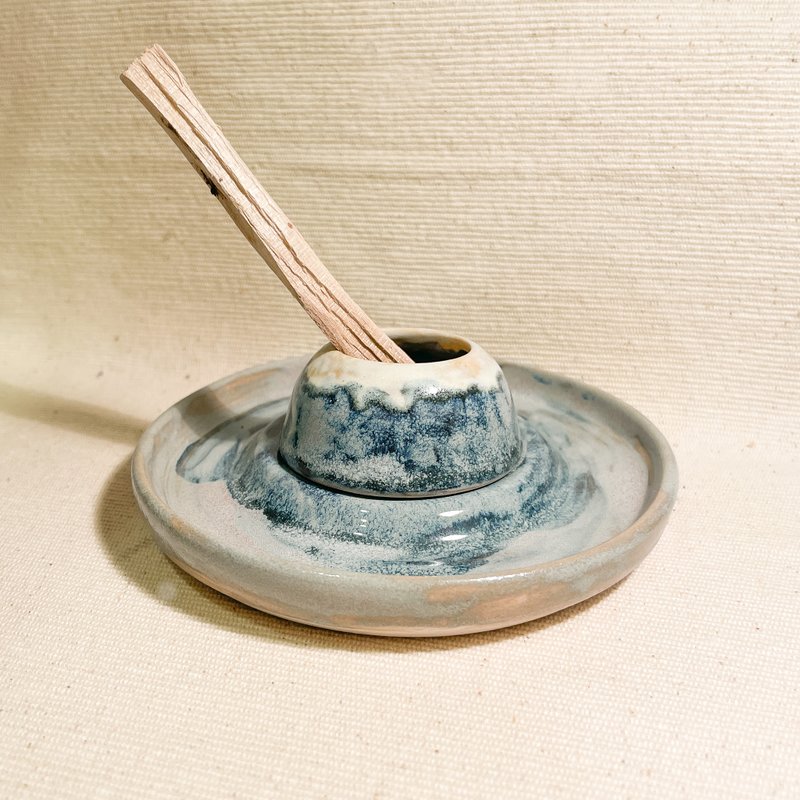 Incense utensils | Lake Yamanaka Dish and Mount Fuji - น้ำหอม - ดินเผา สีน้ำเงิน