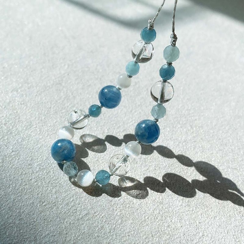 Morning Sea, Kaiyan Night Aquamarine Rosary Stone Bracelet - 手鍊/手環 - 半寶石 藍色
