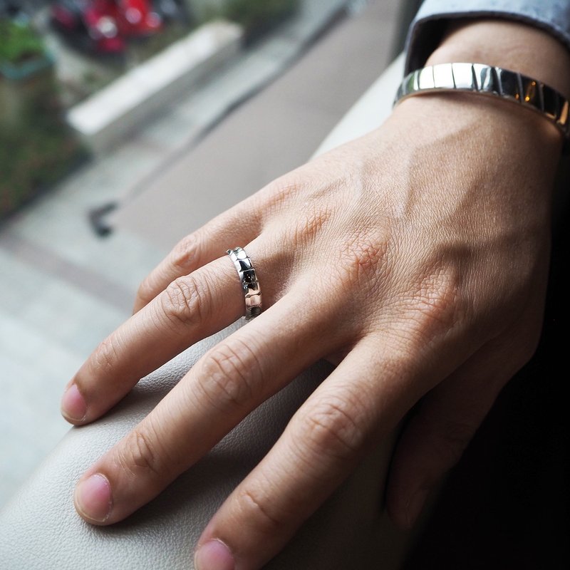 upturn a ring_好轉a戒指 925銀 結婚禮物 結婚紀念日 定情之物 - 戒指 - 銀 銀色