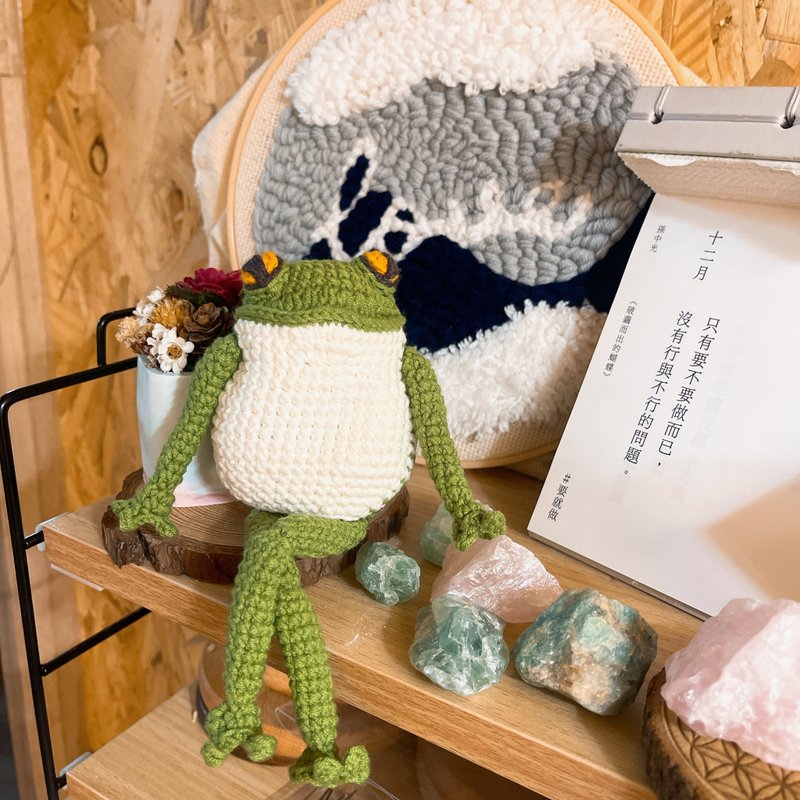 Handmade crochet-Frog Sauce's Daily*Customizable Sweater Color Creative Dolls/Home Ornaments - ตุ๊กตา - ผ้าฝ้าย/ผ้าลินิน สีเขียว