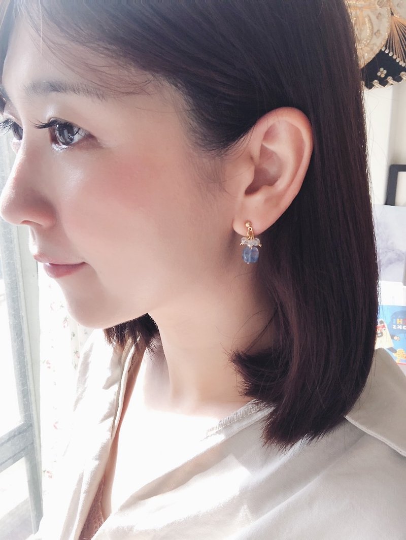 藍晶石方型耳環│施華洛世奇水晶 天然石 藍色 禮物 生日 可改夾 - 耳環/耳夾 - 寶石 藍色