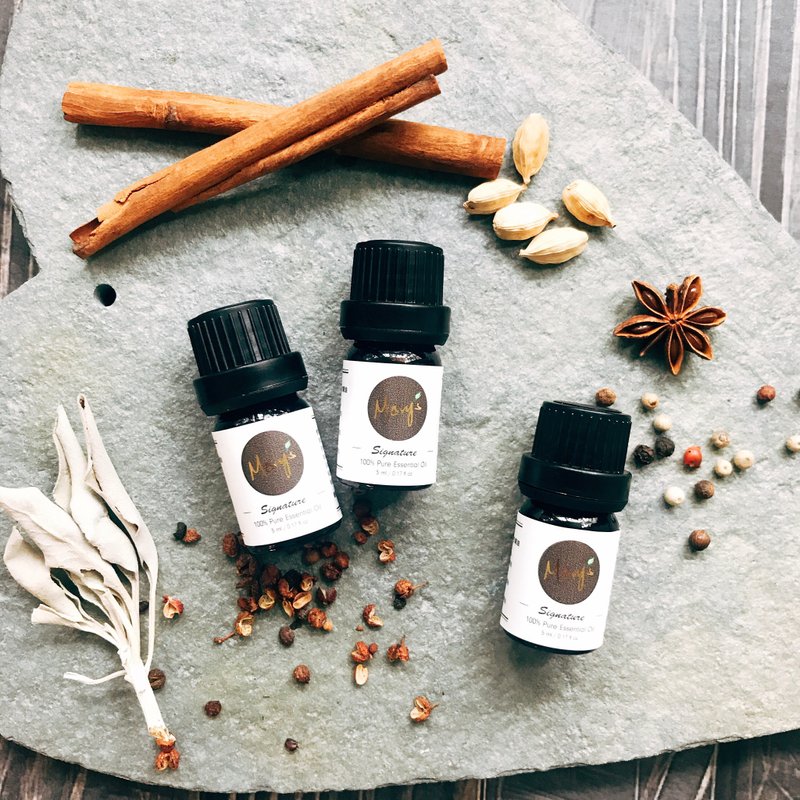 Three-piece natural compound essential oil / diffuser - ผลิตภัณฑ์กันยุง - น้ำมันหอม 