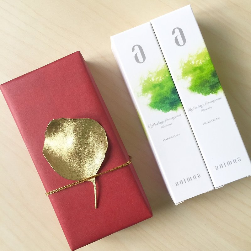 "Shining gift" plant fragrance hand cream | Free shipping small gift card | Valentine's Day birthday gift - Face Masks - Other Materials Red