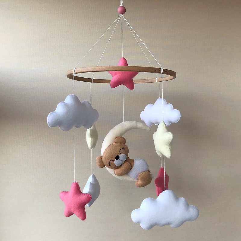 Mobile baby girl bear on the moon Stars and clouds neutral nursery decor pink - 寶寶/兒童玩具/玩偶 - 其他材質 粉紅色