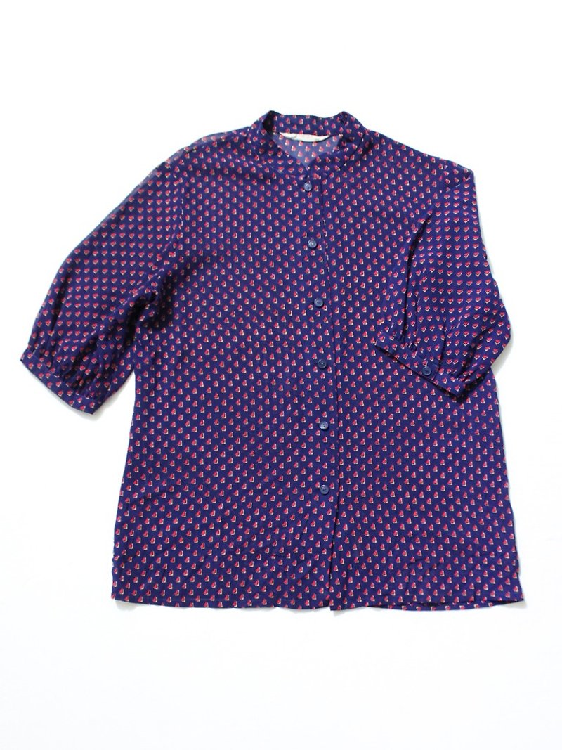 [RE1005T1596] autumn Japanese retro geometric triangle purple vintage fifth sleeve shirt - เสื้อเชิ้ตผู้หญิง - เส้นใยสังเคราะห์ สีม่วง