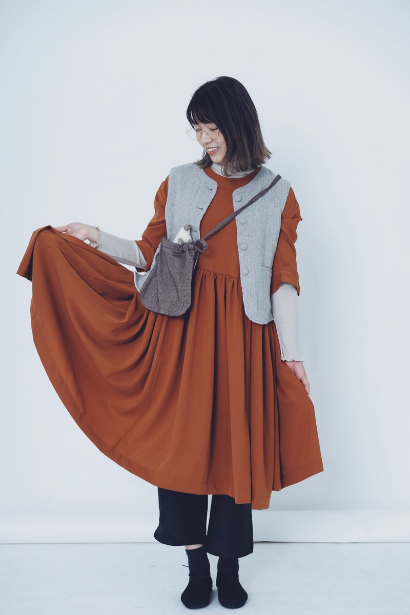 Camille Japanese long and short sleeve two-in-one dress reddish brown | suitable for all seasons - ชุดเดรส - เส้นใยสังเคราะห์ สีนำ้ตาล