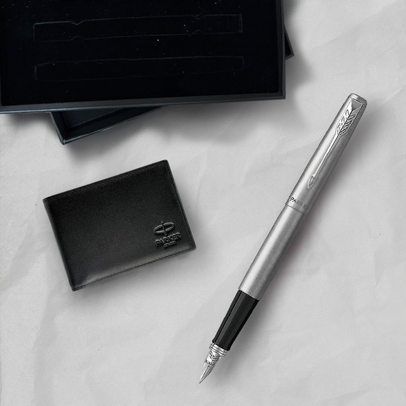 Parker 派克Jotter原創系列 鋼白夾鋼筆 牛皮短夾禮盒 免費刻字 - 鋼筆 - 其他金屬 銀色