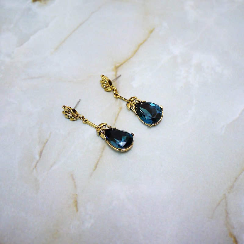 Elegant Waltz Vintage Earrings (Royal Blue) - Earrings & Clip-ons - Other Metals Multicolor