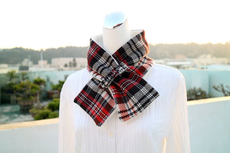 調節可能な短い暖かいスカーフのスカーフは、子どもたちが適用される。両面カラーの大人を.scarf*SK* - マフラー・ストール - その他の素材 多色