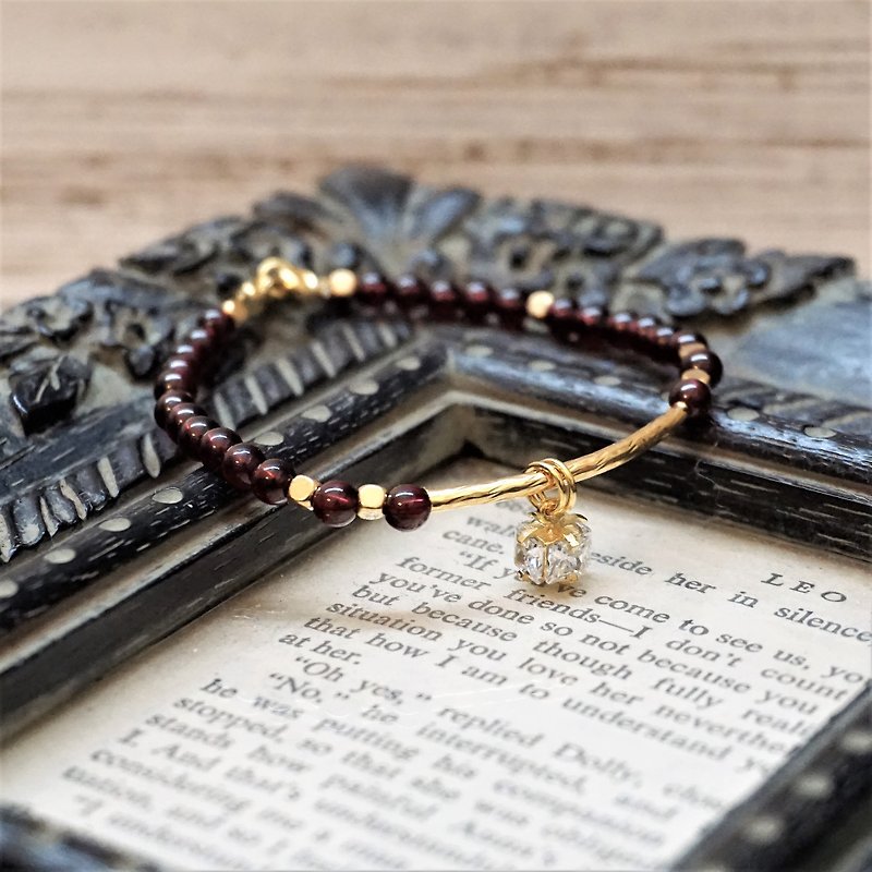 << gift to yourself - natural stone bracelet >> red Stone bracelet hand ring - Bracelets - Semi-Precious Stones 