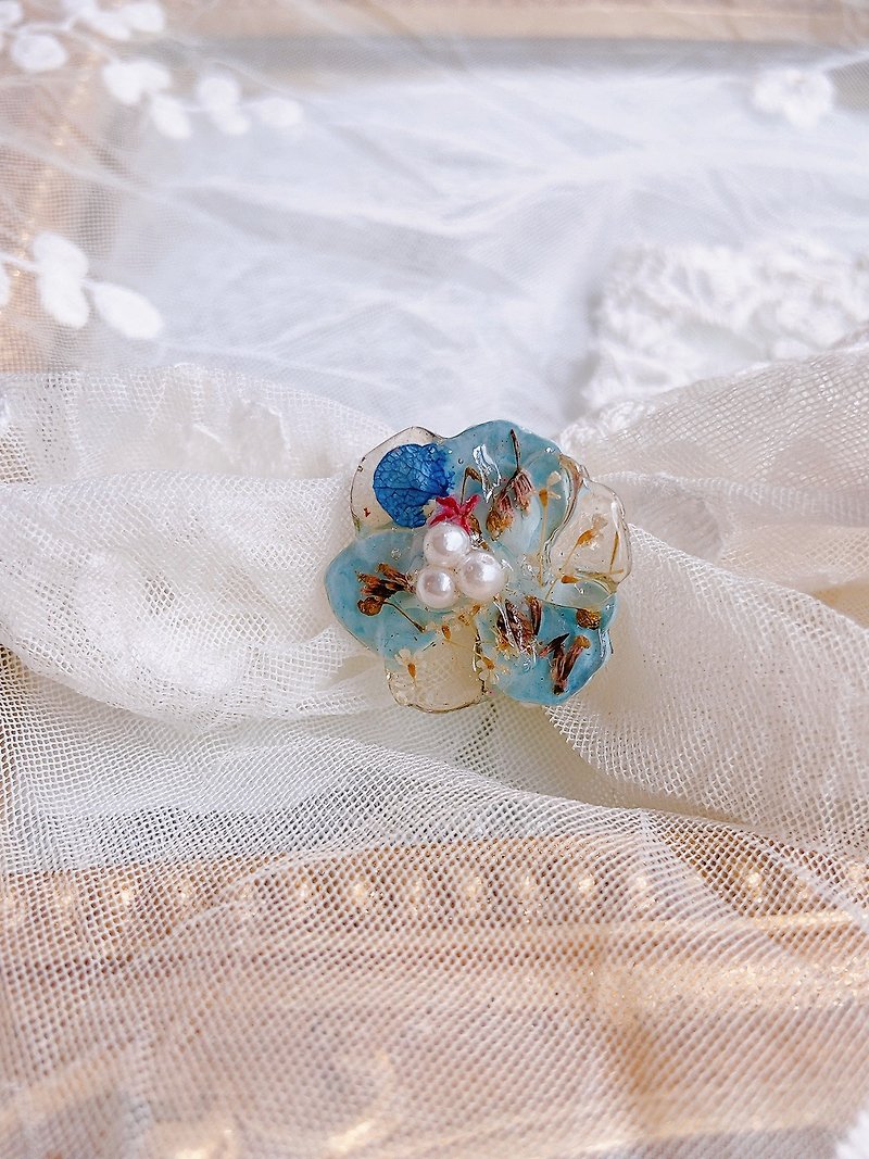 雙層永生花 果凍感花瓣設計款戒指 手工飾品 - 戒指 - 植物．花 藍色