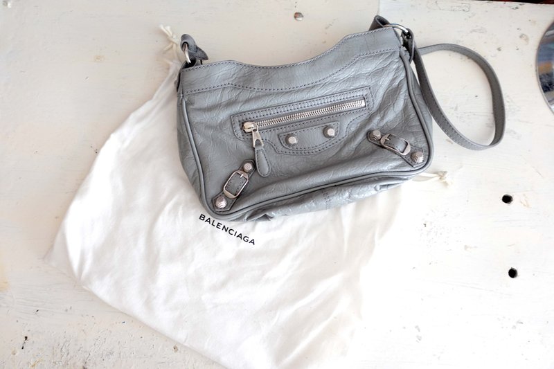 Balenciaga灰色真皮皺紋經典機車款斜跨包手袋迷你包包裝飾小廢包 - 側背包/斜背包 - 真皮 灰色