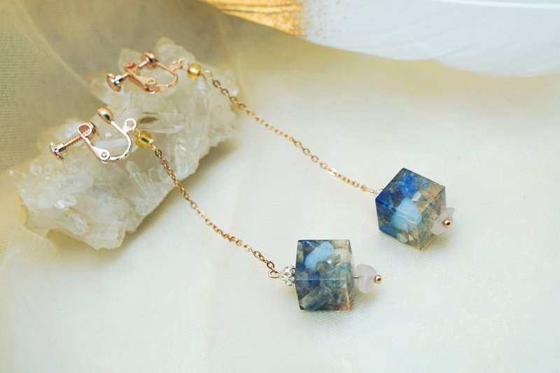 Small crystal rhombus pendulum earrings - magic crystal purification organ - ต่างหู - เรซิน หลากหลายสี