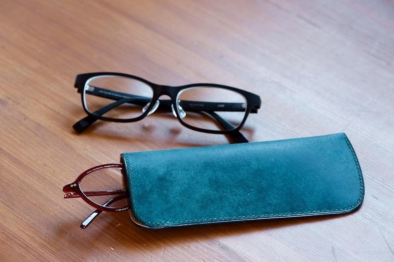 Slim glasses case Petrolio - กรอบแว่นตา - หนังแท้ สีน้ำเงิน