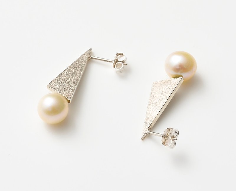 CP87 - Earrings & Clip-ons - Other Metals Silver