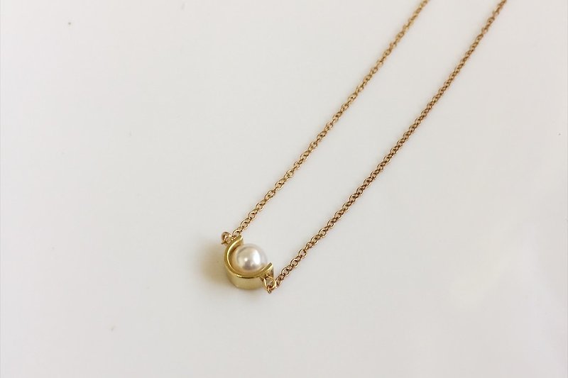 Hugging simple wild style necklace brass - Necklaces - Other Metals Gold
