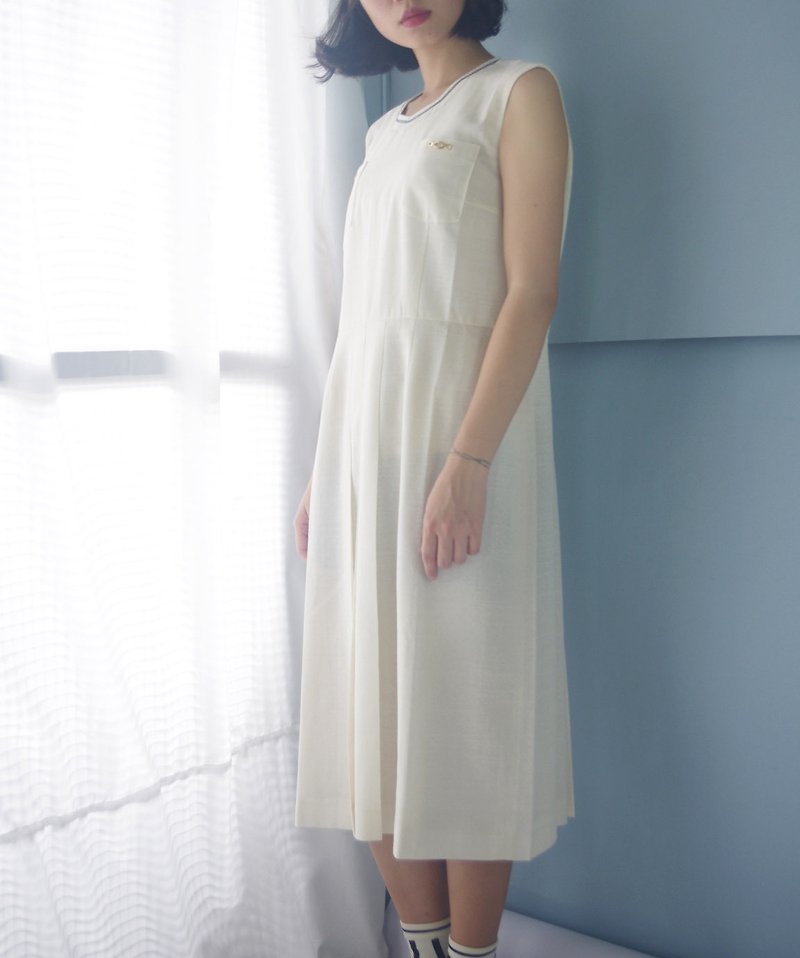 Treasure Hunt Vintage - White Cotton Hemp Temperament Sleeveless Dress - ชุดเดรส - ผ้าฝ้าย/ผ้าลินิน ขาว