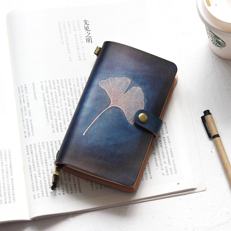 Mountain and sea blue ginkgo leaf hand book leather notebook diary TN travel notebook notepad can be customized - สมุดบันทึก/สมุดปฏิทิน - หนังแท้ สีน้ำเงิน