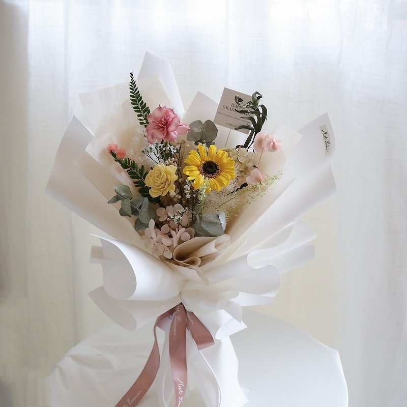 [Meet Eternity] Warm Days Eternal Sunflower Bouquet Graduation Bouquet - Dried Flowers & Bouquets - Plants & Flowers Green