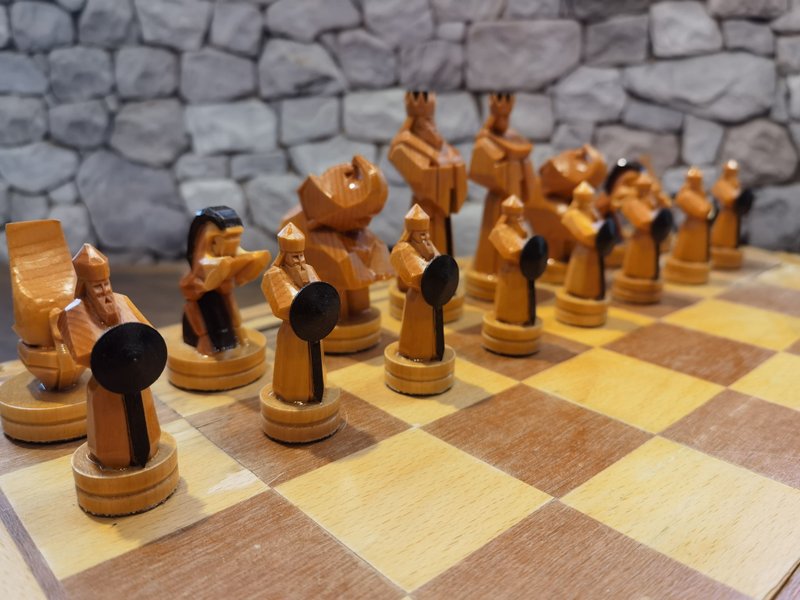 Handmade Vintage USSR Soviet Russian Wooden Chess Set Board Carving Antique Old - 桌遊/卡牌 - 木頭 