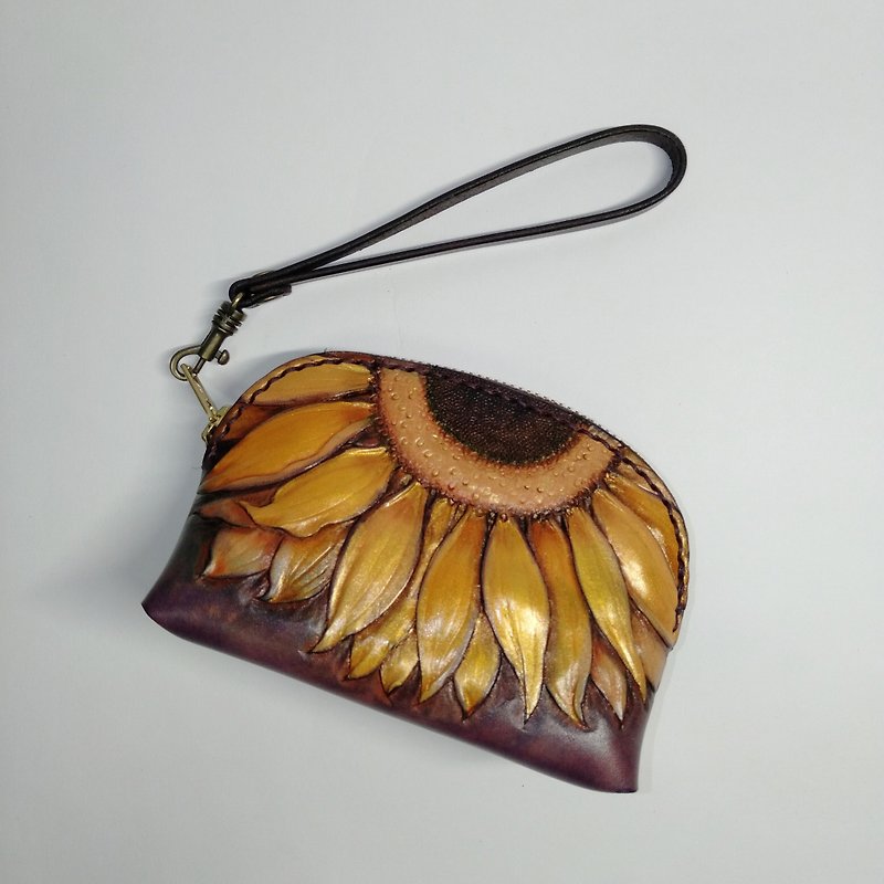 Pinocchio leather studded bag (sunflower) - กระเป๋าใส่เหรียญ - หนังแท้ 