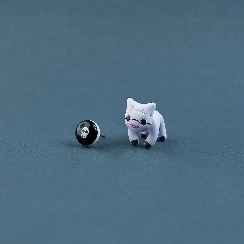 Dr.Finklestein Cat - Polymer Clay Earrings, Handmade&Handpaited Catlover Gift - 耳環/耳夾 - 黏土 紫色