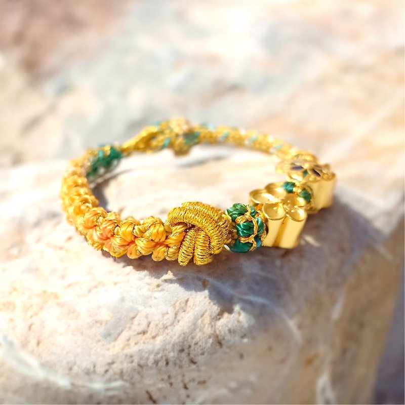 [National style] color-preserving sand gold dimpled knot braided bracelet-yellow-gift box packaging - สร้อยข้อมือ - งานปัก สีเหลือง