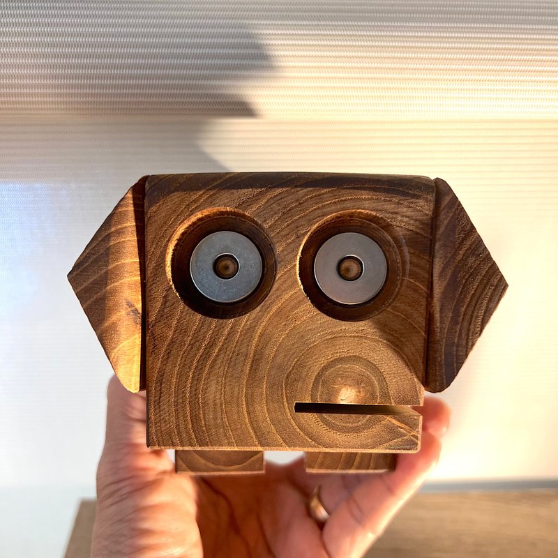 'Dog' figure-toy for decoration or collection. - 玩偶/公仔 - 木頭 