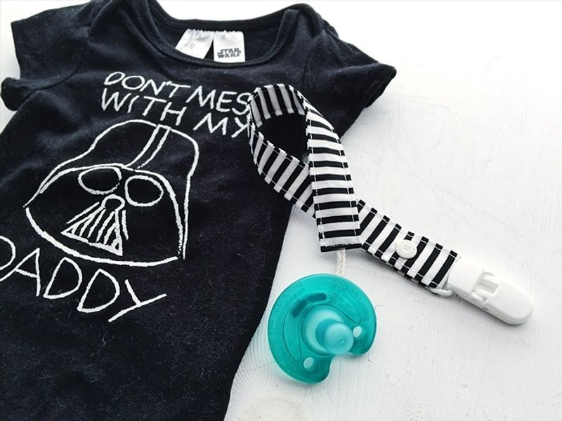 hairmo。黑白條紋奶嘴夾/奶嘴鍊/手帕夾 - 奶瓶/奶嘴 - 棉．麻 黑色