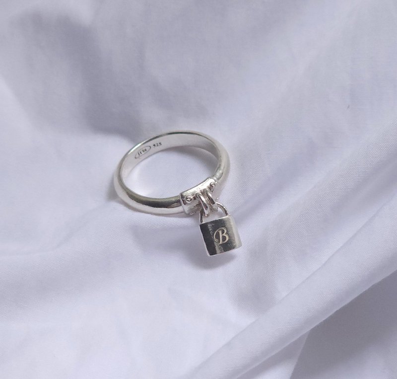 925 Silver Lock Ring R_101 - 戒指 - 其他金屬 銀色
