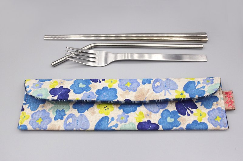 Peaceful cutlery bag - Apple butterfly (silver cotton bottom), Japanese cotton linen - หลอดดูดน้ำ - ผ้าฝ้าย/ผ้าลินิน สีน้ำเงิน