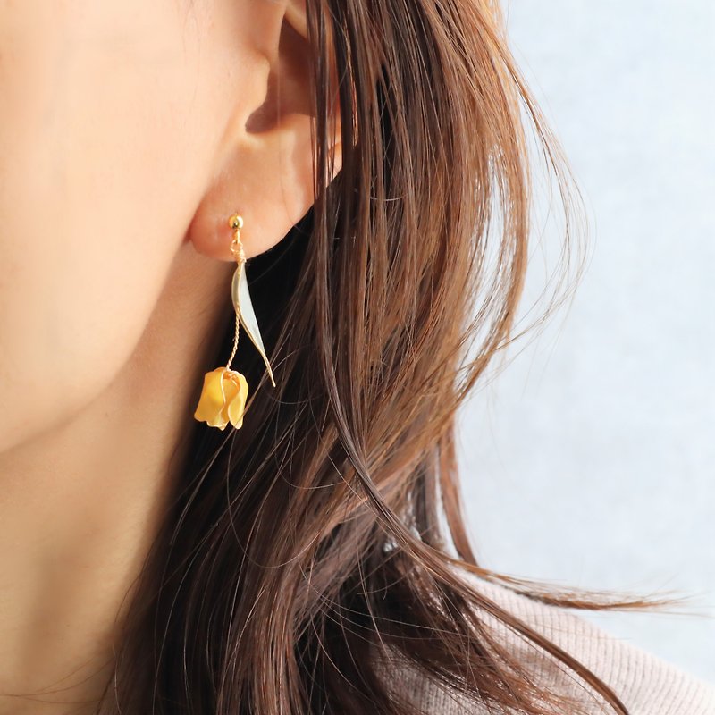 tulip earrings - ต่างหู - เรซิน สึชมพู