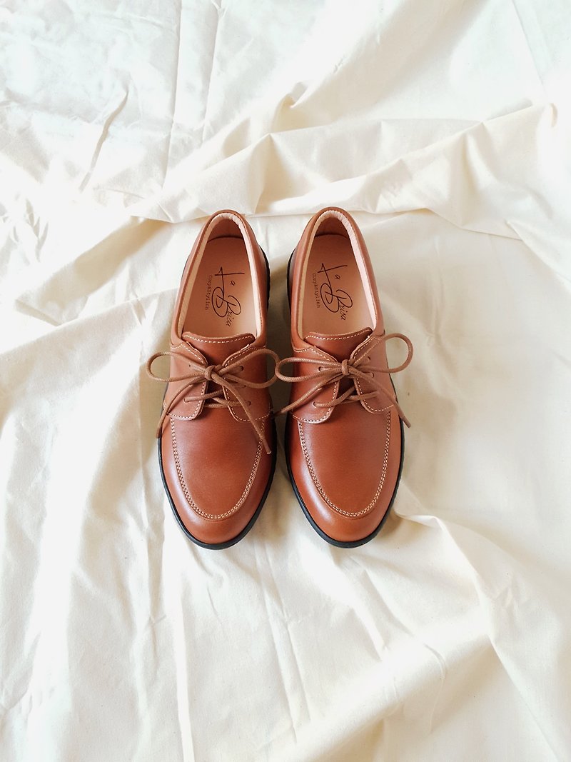 หนังแท้ รองเท้าอ็อกฟอร์ดผู้หญิง สีนำ้ตาล - Customize Color - Aniline Cowhide Classic Oxford Shoes (Brown)
