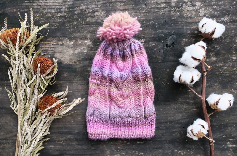 阿母100%的手作帽-麻花編織毛球帽-粉色系漸層/聖誕節/交換禮物 - 帽子 - 羊毛 粉紅色