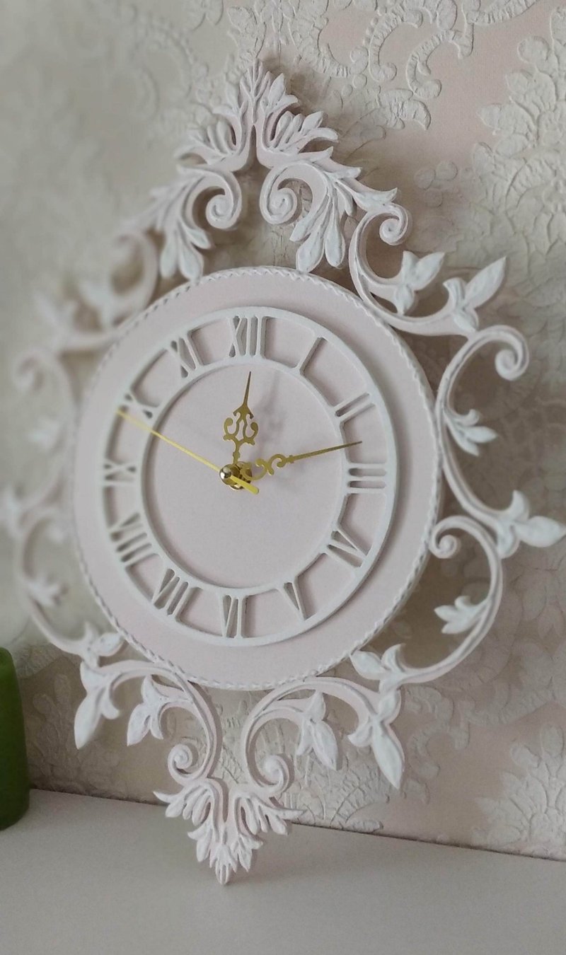 掛鐘 Nursery pink wall clock with ornaments in vintage style Silent wall clock - 兒童家具 - 木頭 粉紅色