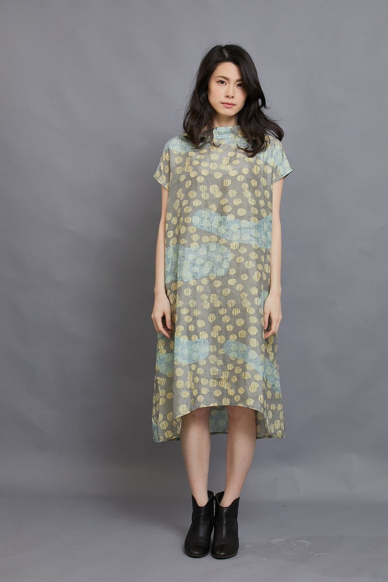Huang Hao Forest collar dress _ fair trade - ชุดเดรส - ผ้าไหม สีทอง