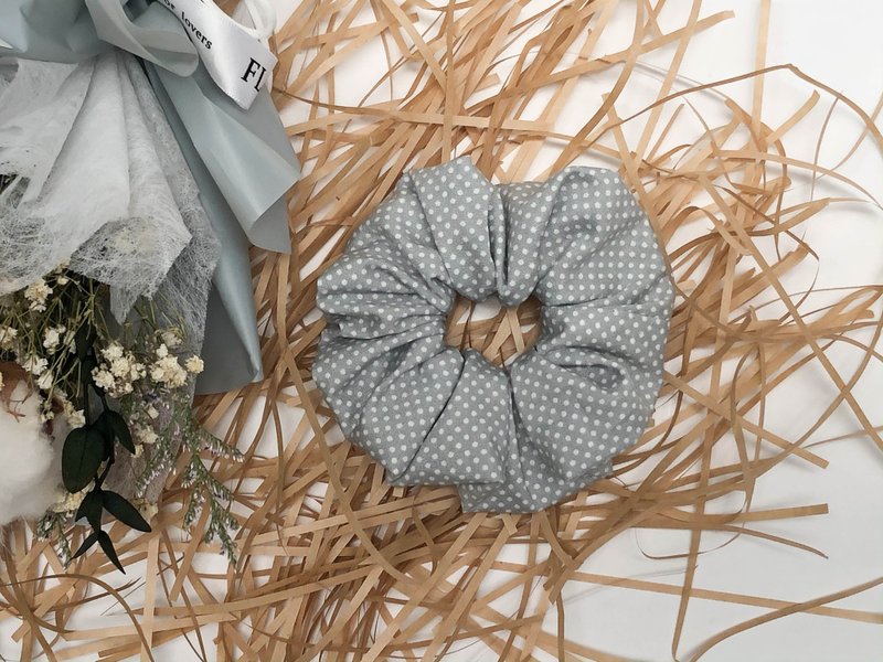 Light gray hair tie - เครื่องประดับผม - ผ้าฝ้าย/ผ้าลินิน สีเทา