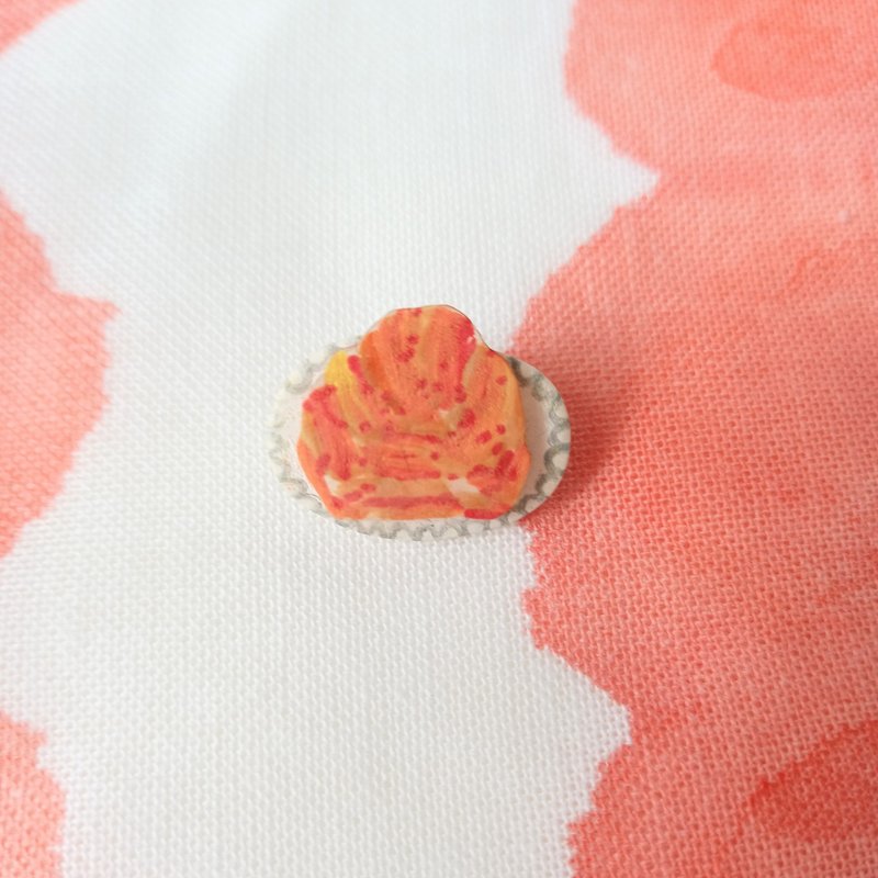 Kimchi brooch, hand-painted, one-of-a-kind - เข็มกลัด - พลาสติก สีแดง