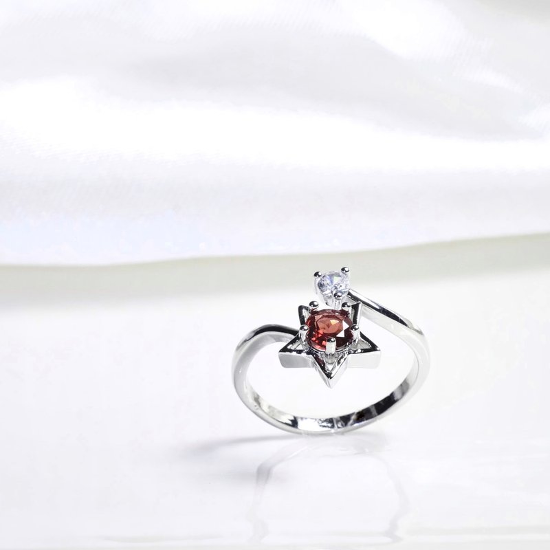 [Magic Star Garnet] Stone Shape Gemstone Ring│Qi and Blood Stone Stone Charm New Year Gift - General Rings - Gemstone Red