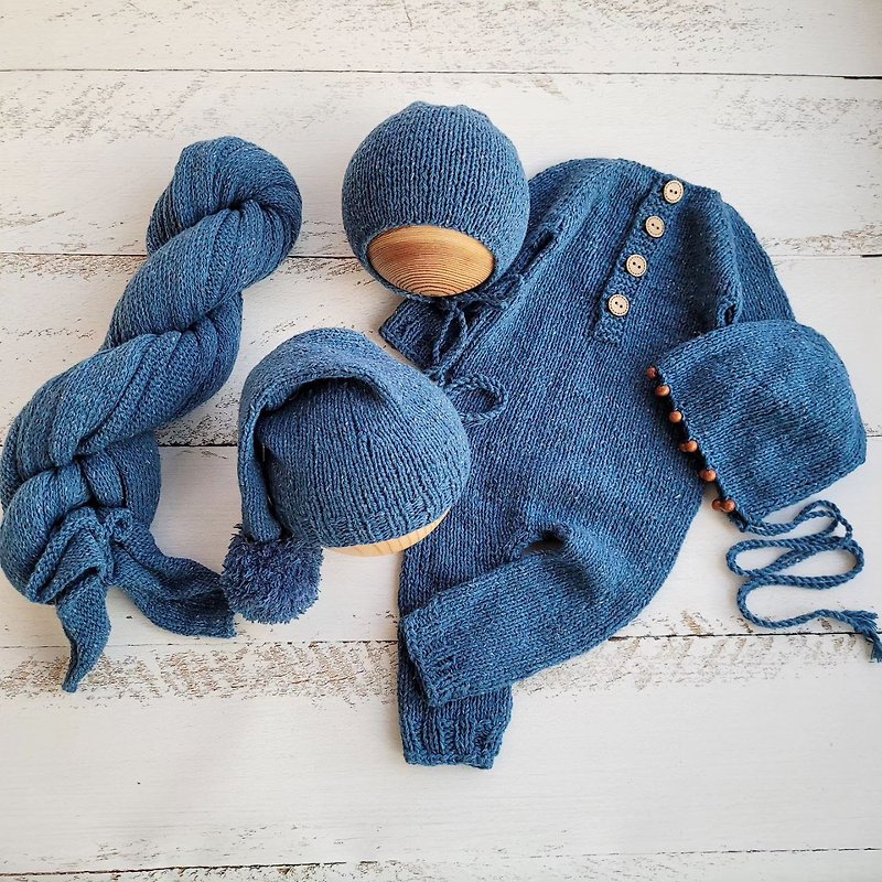 Blue tweed romper with hat. Newborn photo props. - เครื่องประดับ - ขนแกะ สีน้ำเงิน