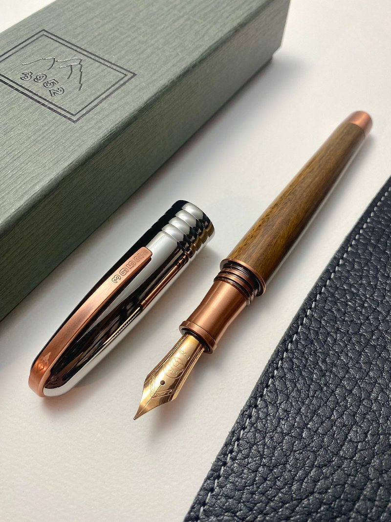 3952 Old Goat-Gamalan Strictly Selected South American Green Sandalwood Rose Gold Calligraphy Steel Tip Pen - Fountain Pens - Other Materials 