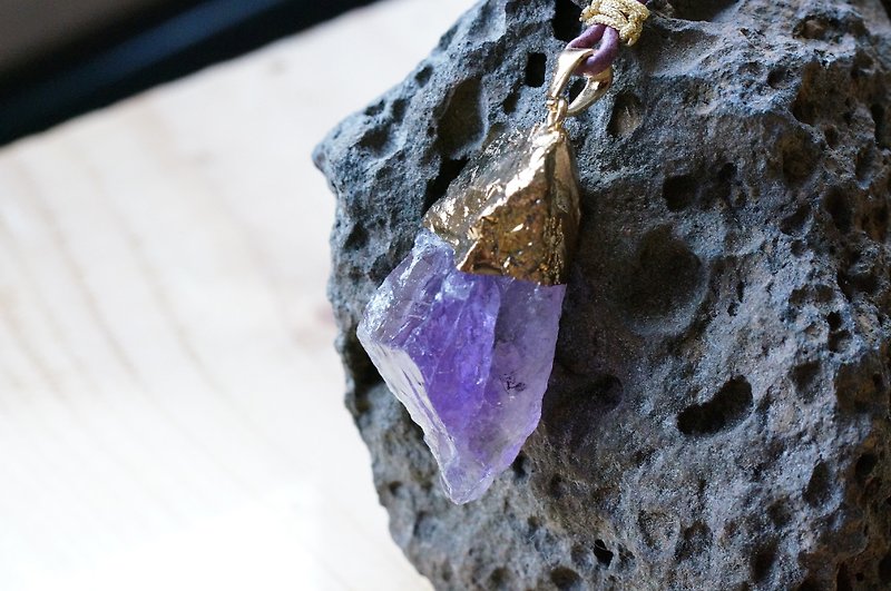 粉紅紫晶原石皮繩頸鍊 ( Amethyst Raw Stone Leather Necklace ) - 項鍊 - 寶石 紫色