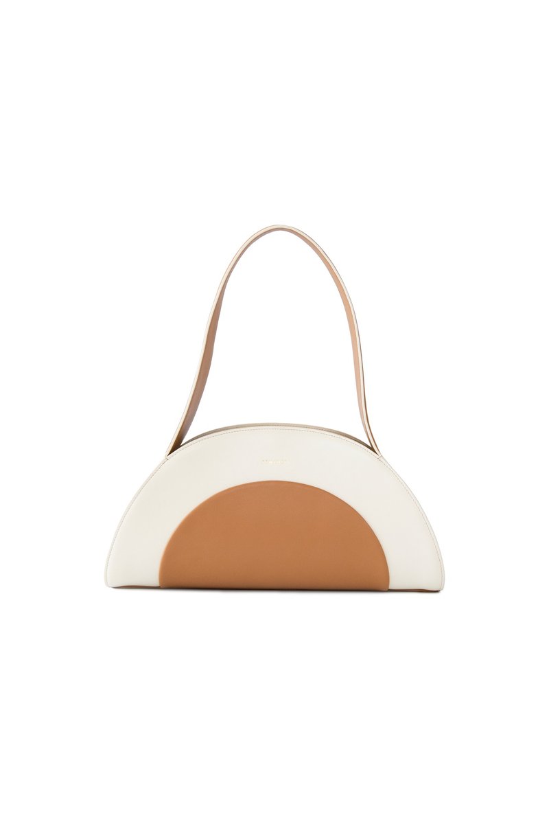 半月型シルエットバッグ / キャラメルカラー - ショルダーバッグ - 革 ブラウン