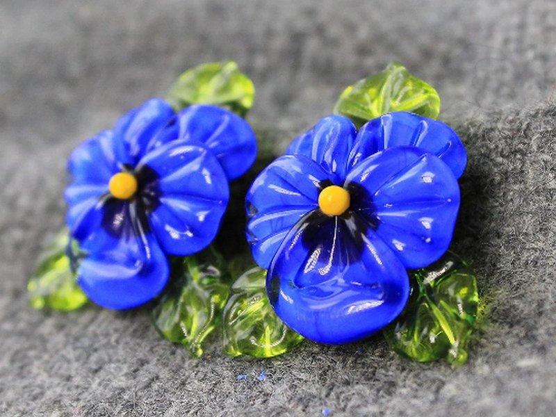 Handmade Lampwork Beads, Pansy, Glass Beads, Lampwork Flower Beads, Pansy 設計館 BijouByKatie 陶藝